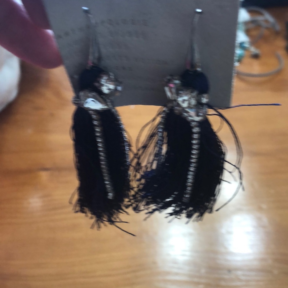 Anthropologie dangling earrings - Picture 2 of 3